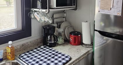 Sea container tiny home that doesn't feel tiny!