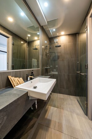 Signature Duplex+Free Coworking Space | Bathroom | Shower, rainfall showerhead, hair dryer, bidet - HOMA Cherngtalay (Choeng Thale)