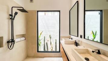 Villa, 1 Bedroom | Bathroom | Shower, free toiletries, hair dryer, towels