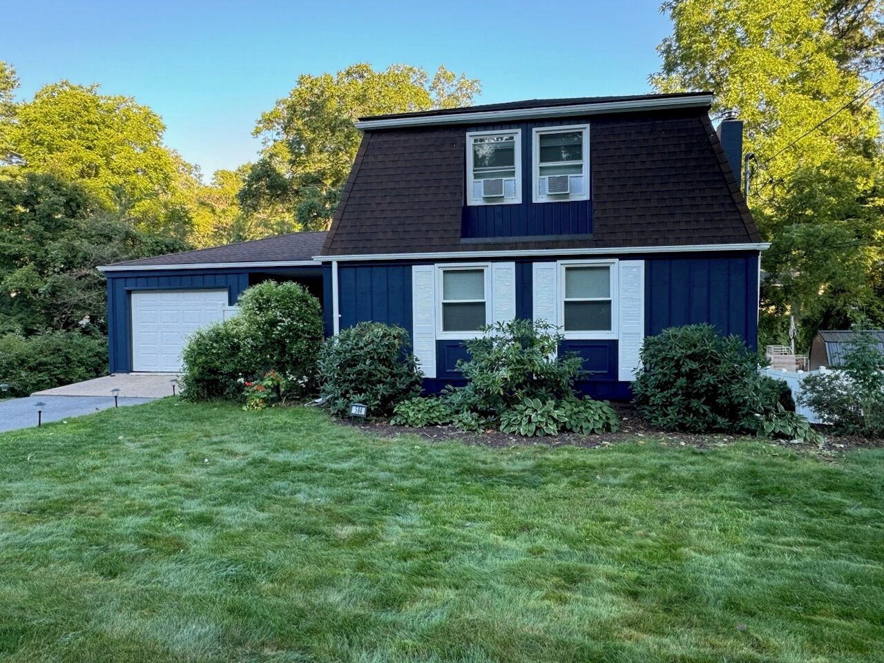 8 Minute from Beaver Stadium & Downtown l 4 Bedroom &1.5 Bath with Wifi
