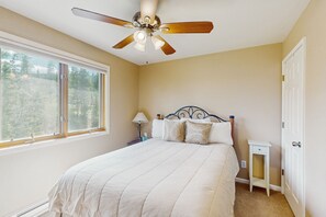 3 camere, accesso a Internet, lenzuola