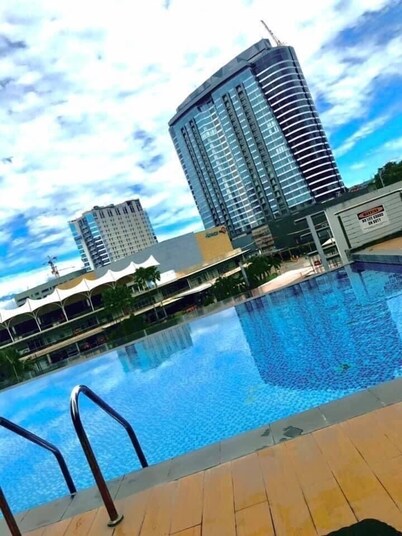  Spacious  Lower floor at abreeza place towers