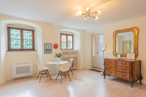 House | 1 bedroom