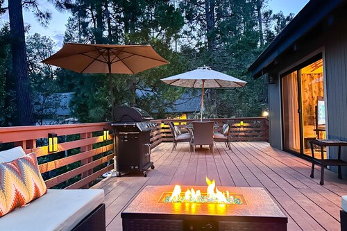 Wishing Well cabin near Yosemite, Bass Lake