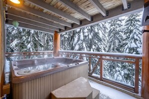 Tina de hidromasaje interior