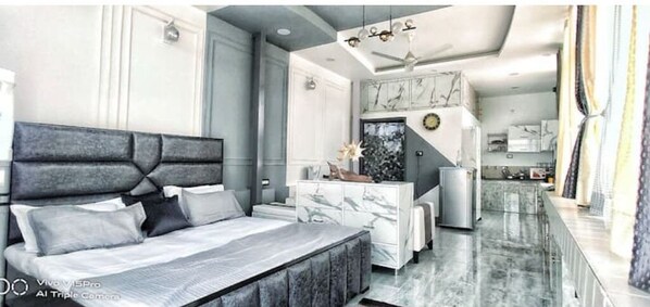 2 bedrooms, bed sheets - Sky view Villa independent, luxurious Wi-Fi, AC (Dehradun)