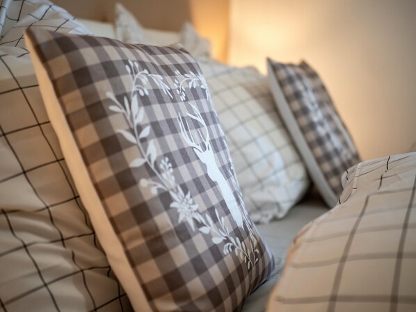 2 bedrooms, free WiFi, bed sheets