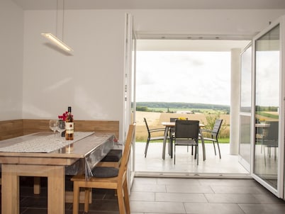 Vacation apartment Mohnblume, 57 sqm, 2 bedrooms, south-facing terrace, max. 4 persons
