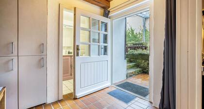 Ferienwohnung 'Alte Polsterei' mit Privatterrasse, Gemeinschaftsgarten und WLAN