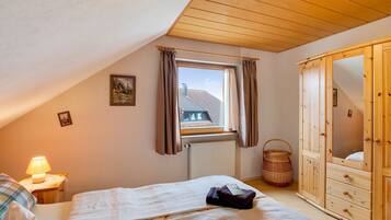 2 Schlafzimmer, Bügeleisen/Bügelbrett, kostenloses WLAN, Bettwäsche