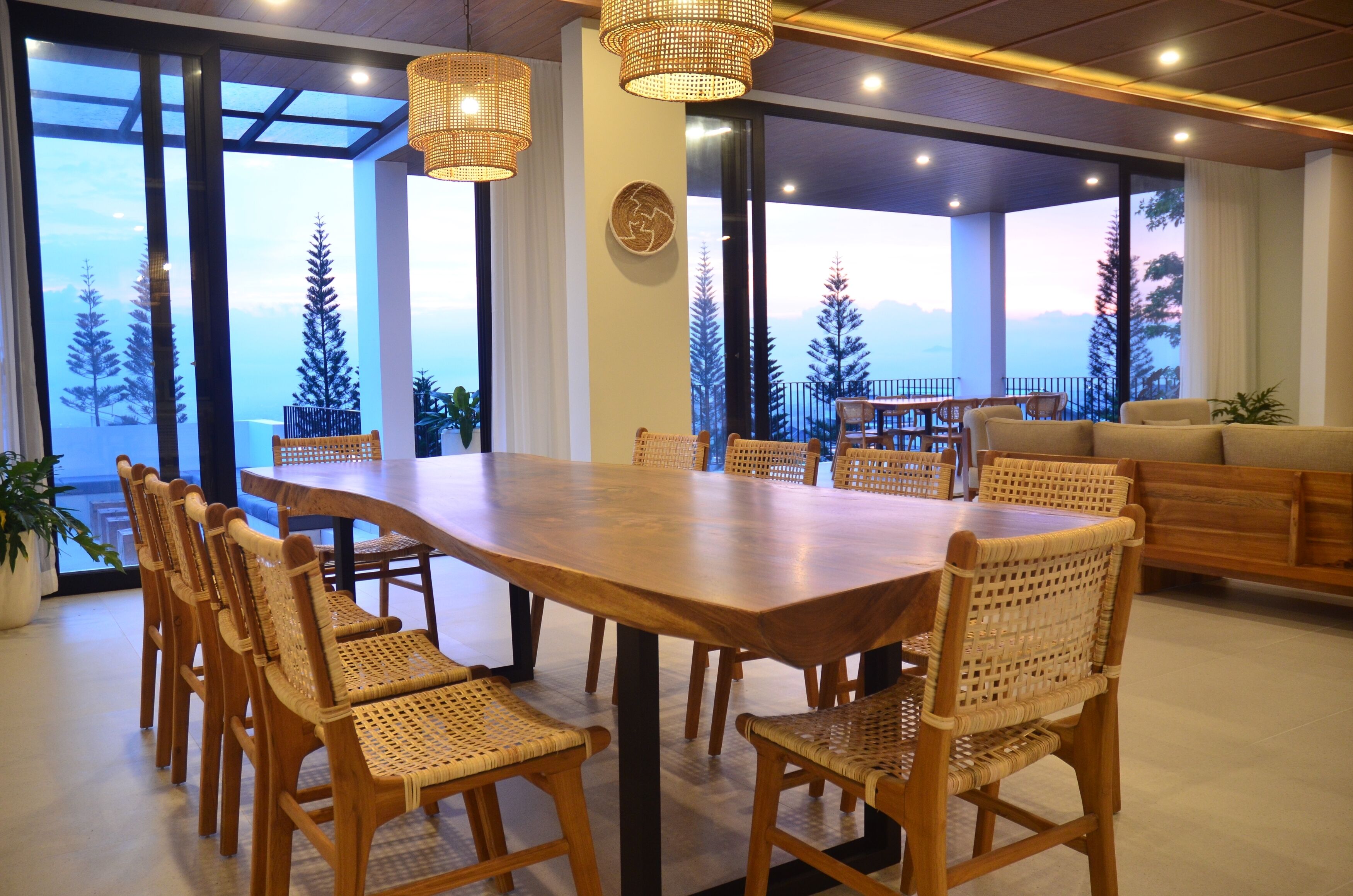 Luxury Villa | Dining room