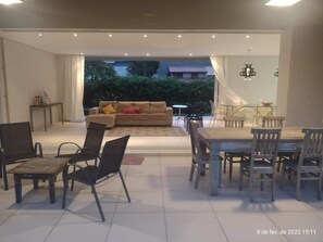 Interior - Villa Roque Requinte, Conforto, Amplo Espaço (Açores Florianópolis)