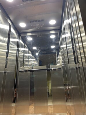 Interior - Rindi Apartment with WiFi (Kampala)