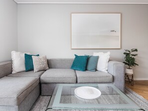 Smart TV - The Sand Resort Kingscliff - Studio Dual Key 7221/22 - Holiday Management Co. (Tweed)