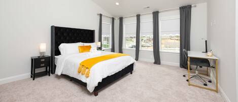 3 bedrooms, iron/ironing board, WiFi, bed sheets