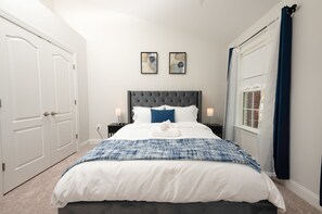 3 間睡房、熨斗/熨衫板、Wi-Fi、床單