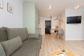 Living room - Cozy Studio in City Centre by Renters (Warsaw)