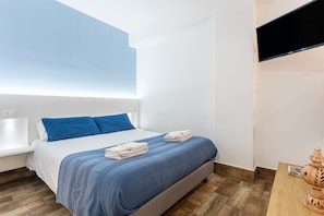 1 bedroom, iron/ironing board, free WiFi, bed sheets - Vacation Home "Casavacanzefranca - 15" with Balcony & Wi-Fi (terrasini)