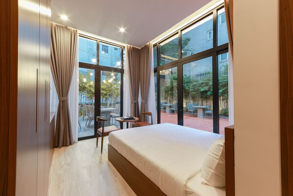 Chambre Double Tradition pour 1 personne | Literie de qualité supérieure, minibar, bureau