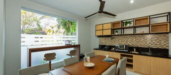An exclusive kost that is located in Kuta and offers easy access to everywhere.