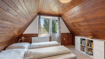 2 bedrooms, Internet