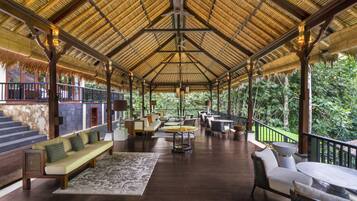 Villa Luxe, 5 chambres, vue jardin | Coin séjour