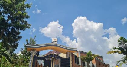Room in Guest Room - Charming Room in Kayove, Rwanda - Your Perfect Getaway