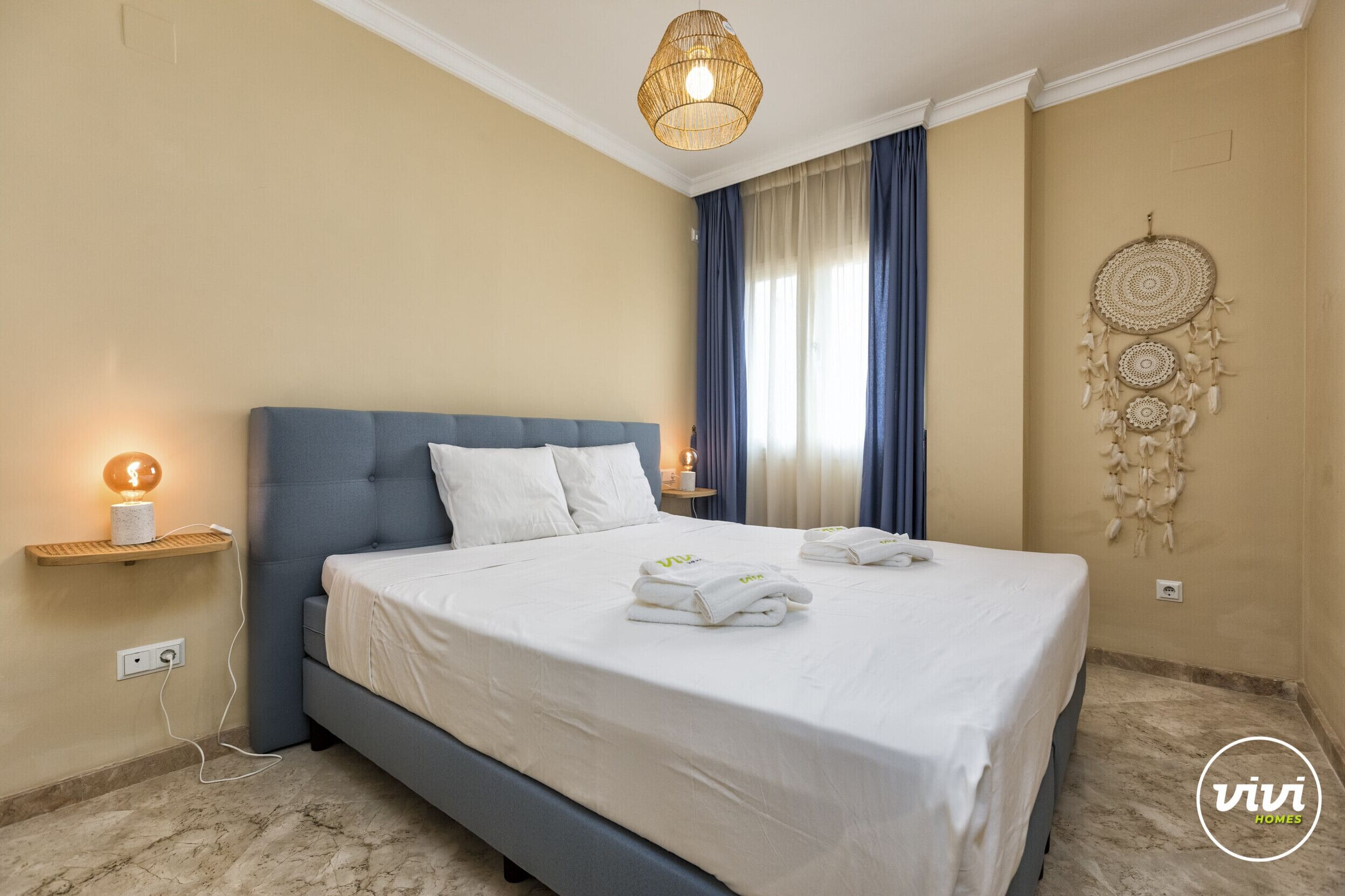 3 bedrooms, in-room safe, iron/ironing board, free WiFi