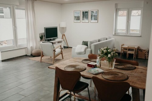 Familienfreundlicher Bungalow in Ruhiger Lage. Neu Renoviert!