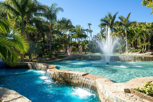 Piscine couverte