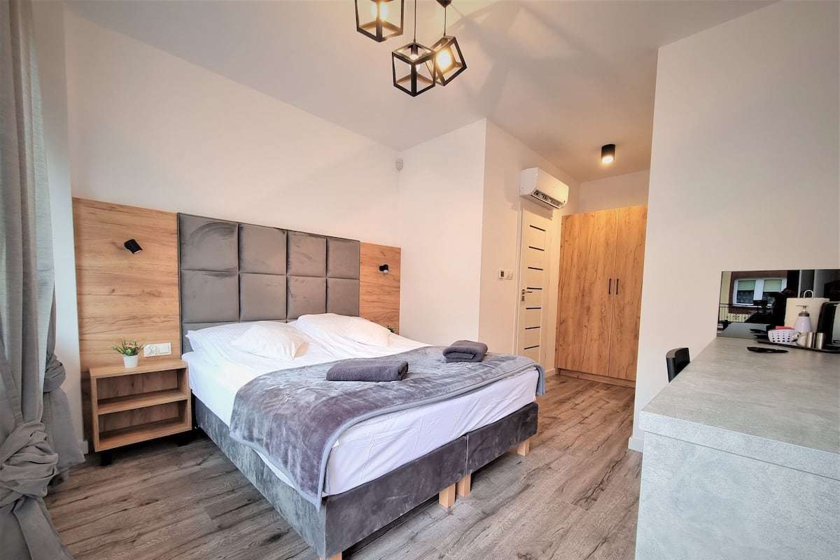 1 habitación, escritorio y wifi gratis