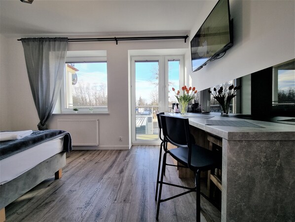 Basic Room (06) | Desk, free WiFi - Willa Sky (Wladyslawowo)