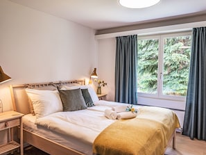 1 bedroom, iron/ironing board, Internet