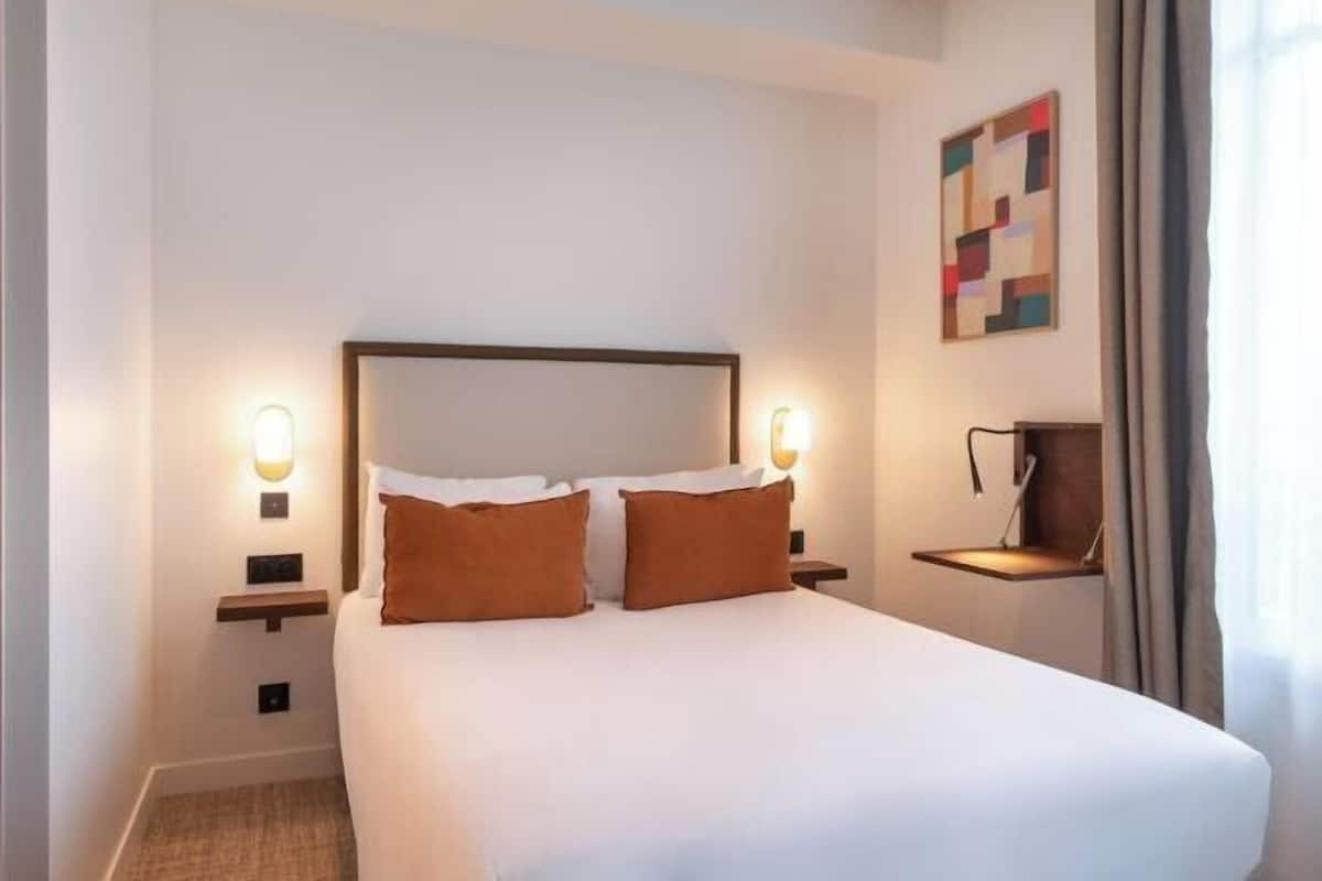 1 bedroom, hypo-allergenic bedding, in-room safe, individually furnished