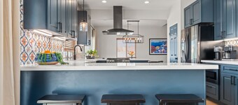 Pickleball Paradise - Monster putting green and private pickleball court in the heart of the desert