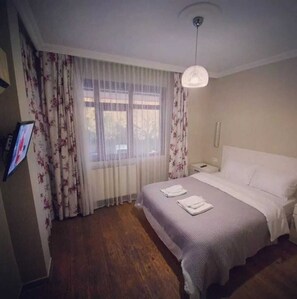 Standard Double Room | Egyptian cotton sheets, premium bedding, free WiFi, bed sheets