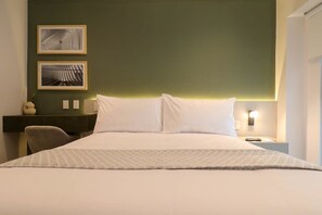 2 Schlafzimmer, Schreibtisch, Bügeleisen/Bügelbrett, WLAN