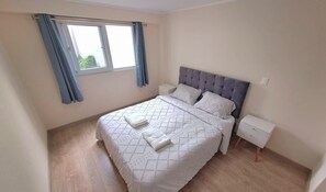 2 bedrooms, desk, iron/ironing board, WiFi - Charming 2BR, 2 Bath Apartment (San Isidro)