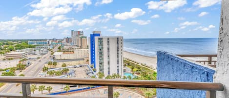 Condo Signature, 1 chambre, balcon, vue sur lâocĂ©an | Balcon