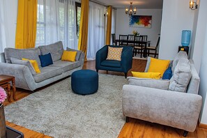 Living area - Casa Misa Riverside Duplex (Nairobi)