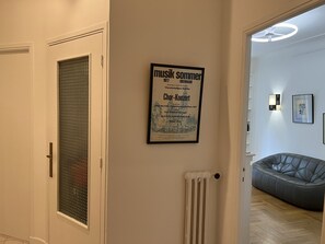 Interior - Charming apart in Nice most exclusive area,forest view, terrace,parking (Nice)