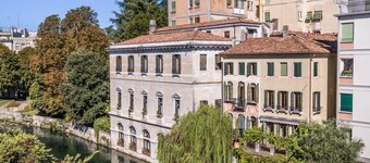 TV Vintage@The River