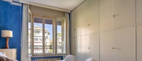 2 chambres, fer et planche Ă repasser, Wi-Fi, draps fournis