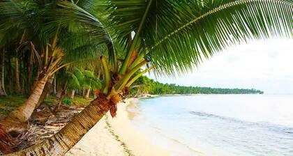 Breathtaking Siargao Island Villa for Groups: Ocean Views & B'Fast Incl.