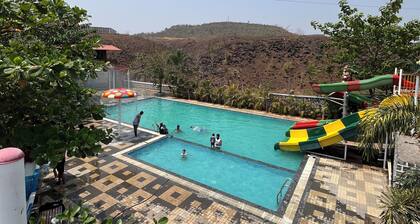 Shrubbery Palms Resort