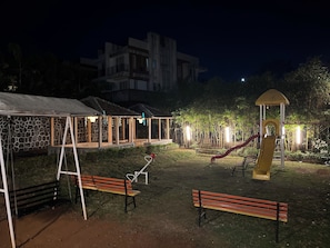 Rama Tulsi | Garden view