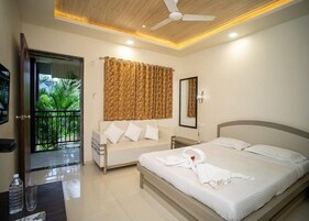 Amrita Tulsi | Soundproofing, bed sheets