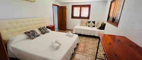 5 dormitorios, wifi, ropa de cama y accesible en silla de ruedas