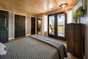 1 bedroom, iron/ironing board, WiFi, bed sheets - Mountain Views at Dolly's Castle Unit 1 (Sevierville)