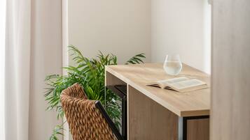 ห้องดีลักซ์ | 1 ห้องนอน, ห้องเก็บเสียง, Wi-Fi ฟรี